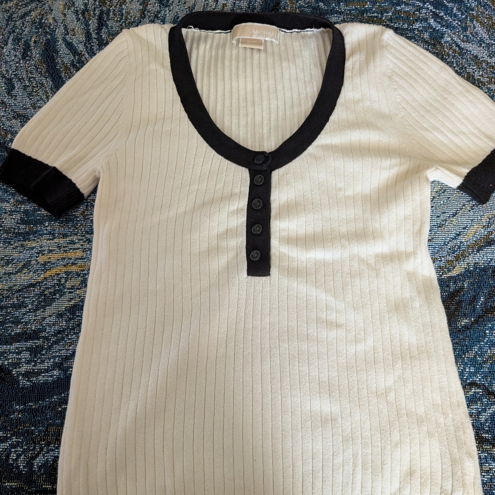 Michael Kors White and Black Ribbed Top